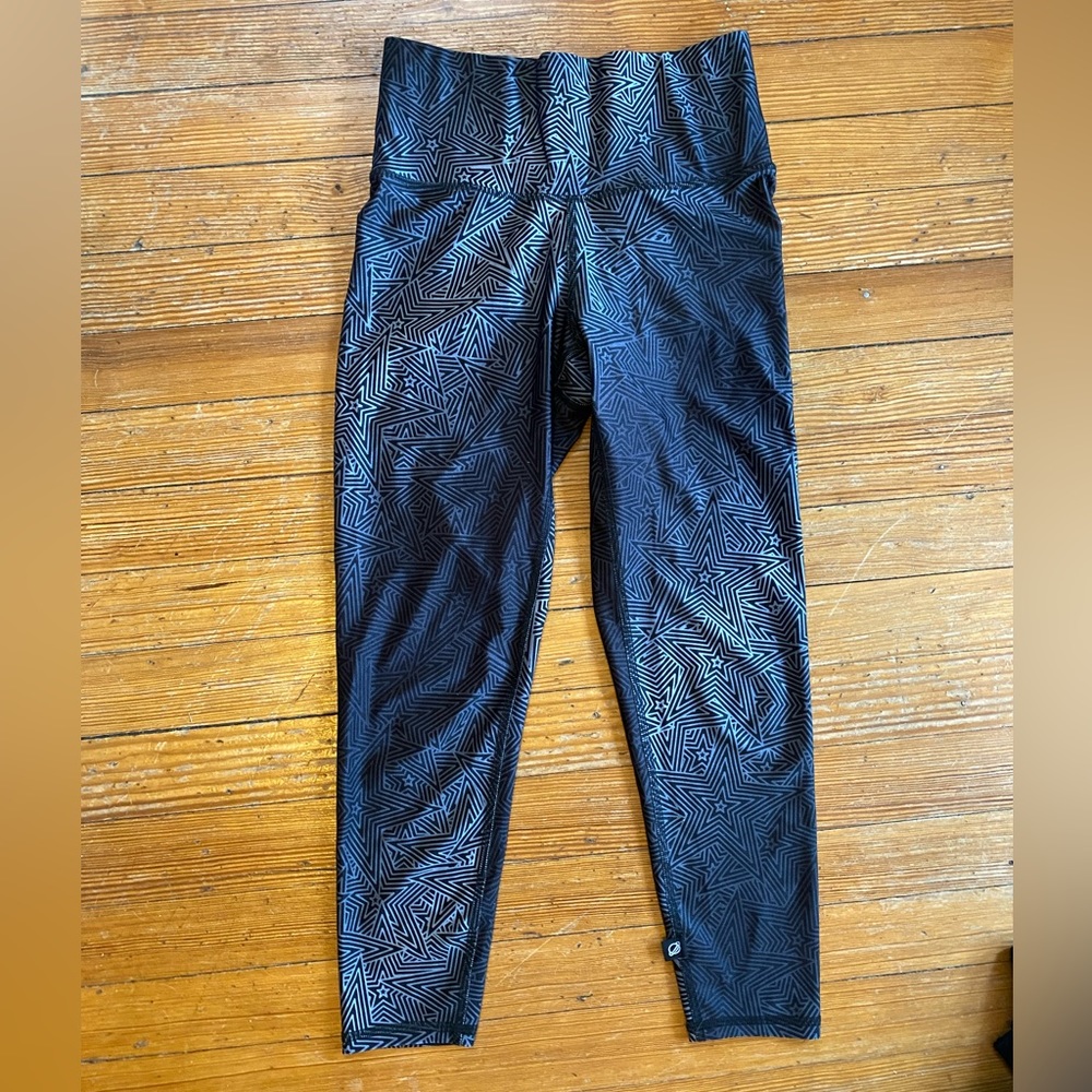 Terez Geometric Star Print Pattern High Waisted Leggings Pants Black SMALL